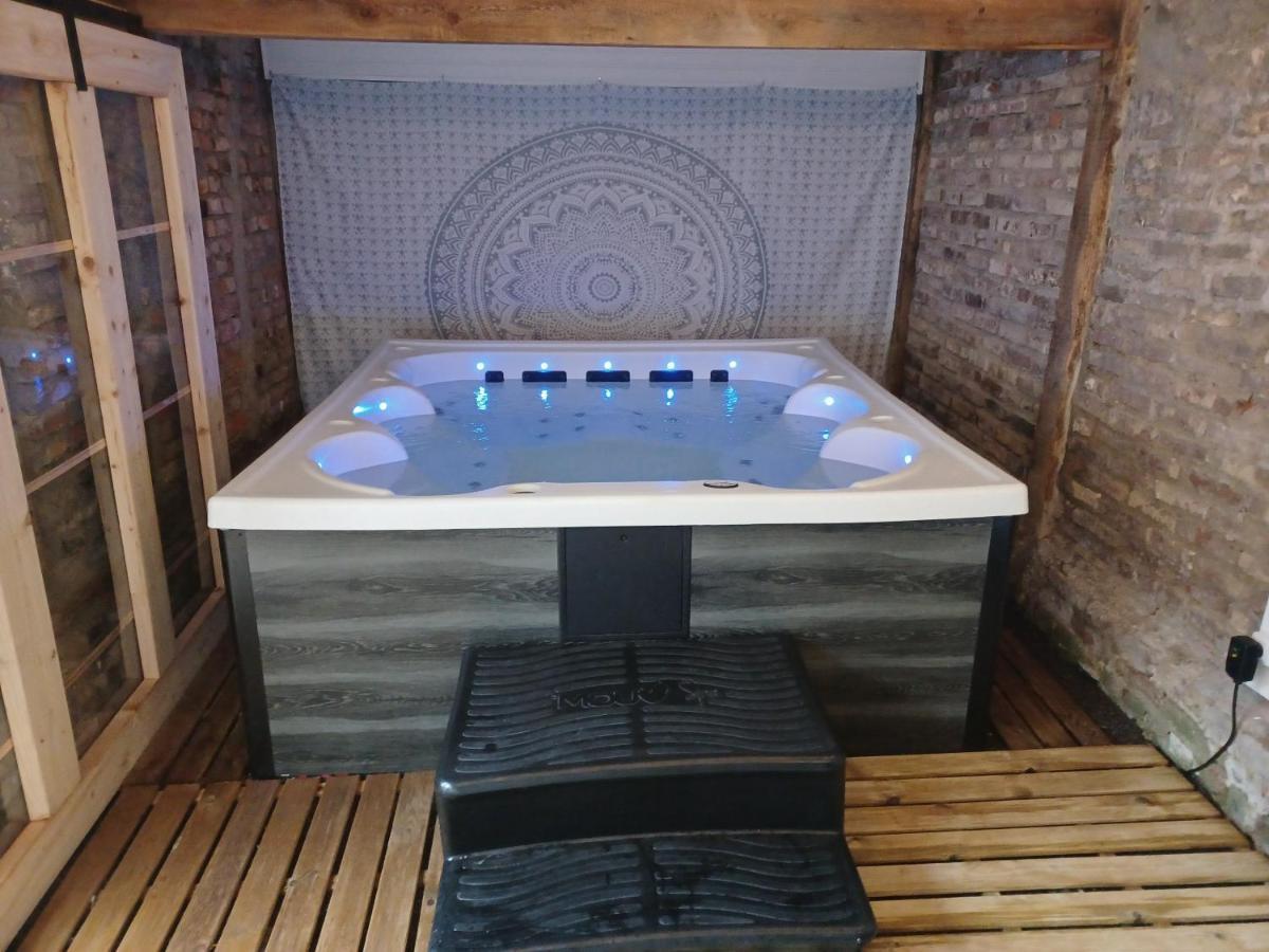 Le Refuge De Normandie Avec Spa Et Cheminee Mesnieres-en-Bray Экстерьер фото
